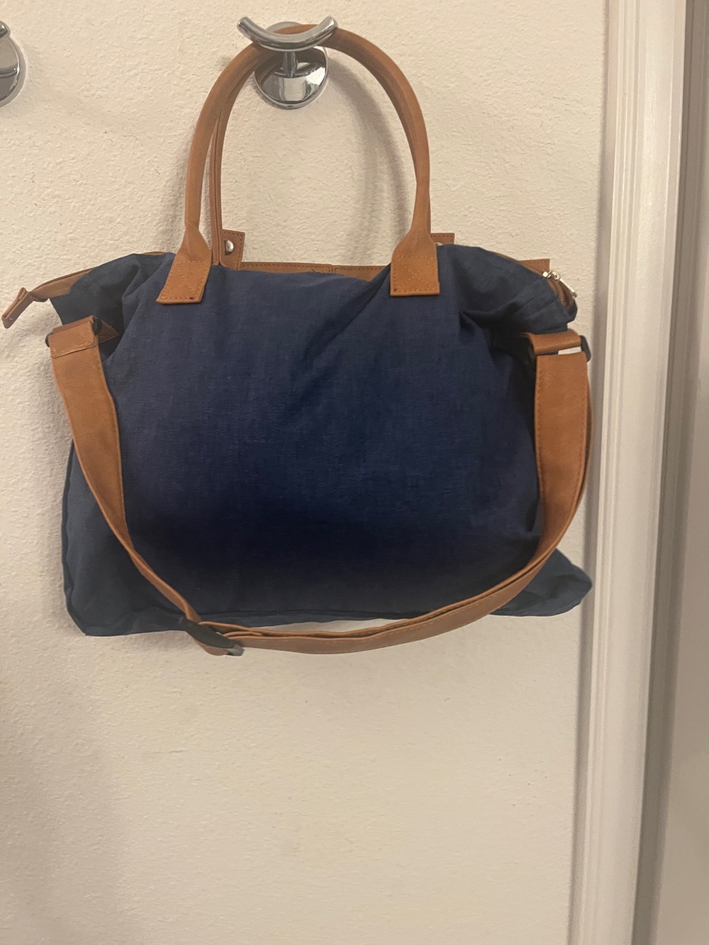 Purse - Picture 14 of 16